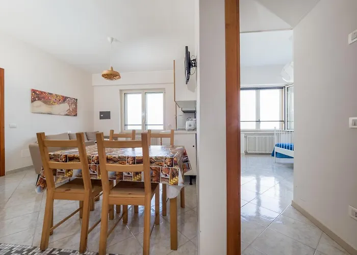 Yourhome - Corso Italia In Apartament *